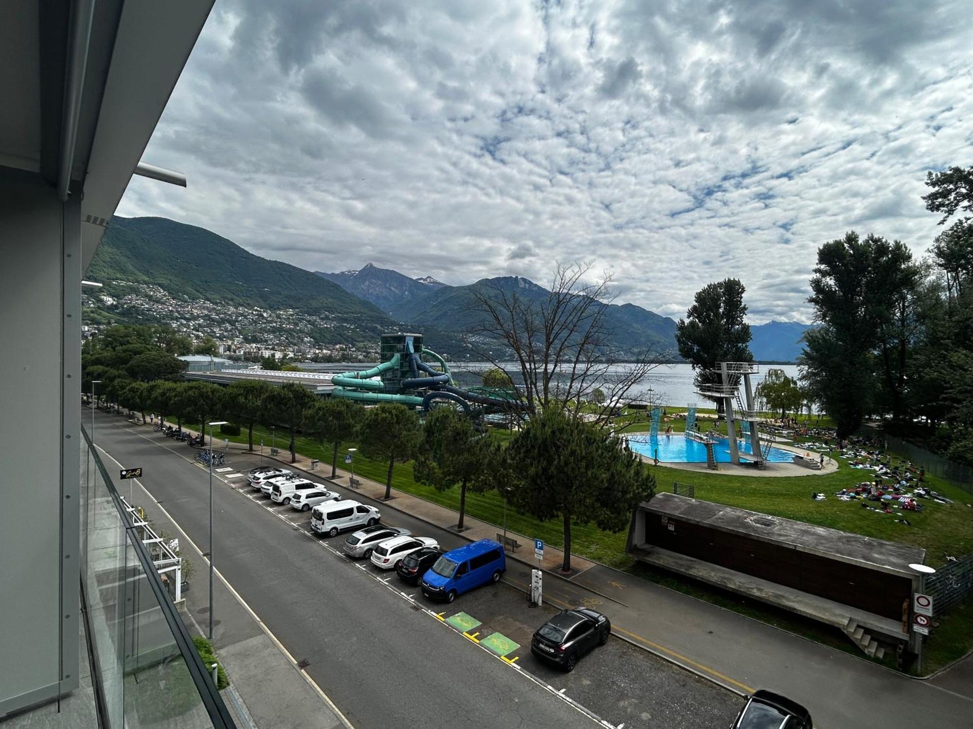 Family Apartment, Near The Beach Whit Private Park Locarno Dış mekan fotoğraf